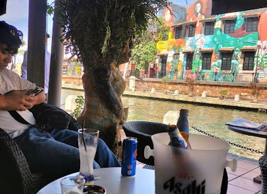 malaysia/malacca/jonker-street/bar/ultimate-art-culture-cafe