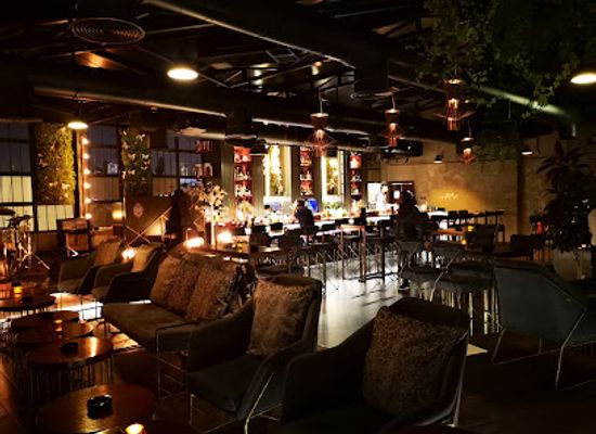 bahrain/tree-of-life/bar/hazel-rooftop-lounge