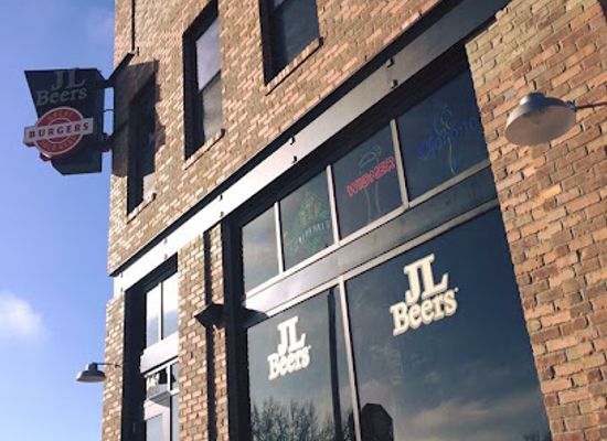north-dakota/little-missouri-national-grassland/bar/jl-beers