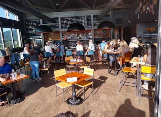 north-carolina/asheville-area/bar/the-montford-rooftop-bar