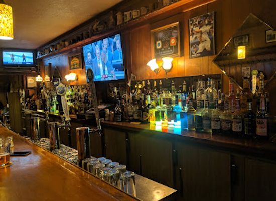 new-york/ithaca/bar/pete-s-cayuga-bar