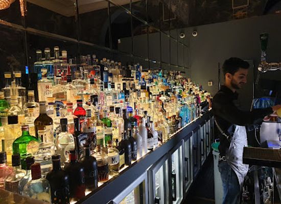 portugal/douro/bar/the-gin-club
