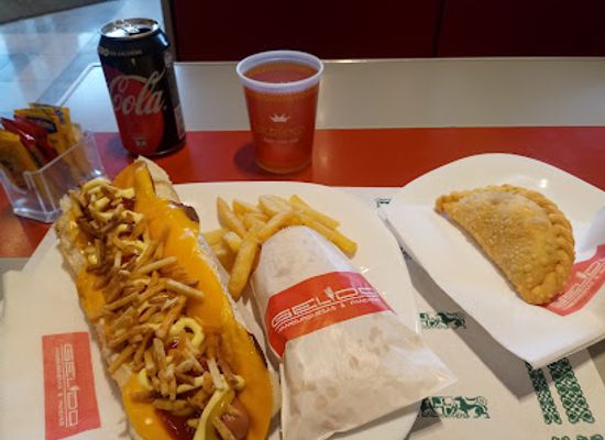 argentina/tierra-del-fuego-national-park/bar/gelato-ice-bar-y-comidas