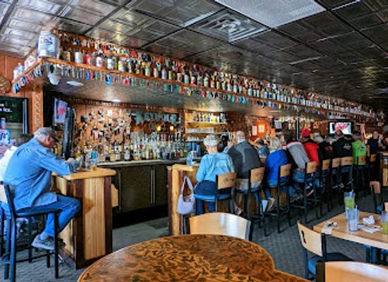 michigan/northern-michigan/bar/keyhole-bar-grill