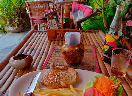 thailand/rayong/ban-phe/bar/charlie-bar