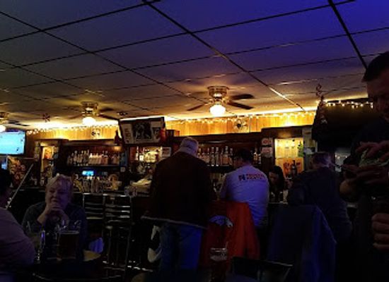 wisconsin/kenosha/bar/main-event