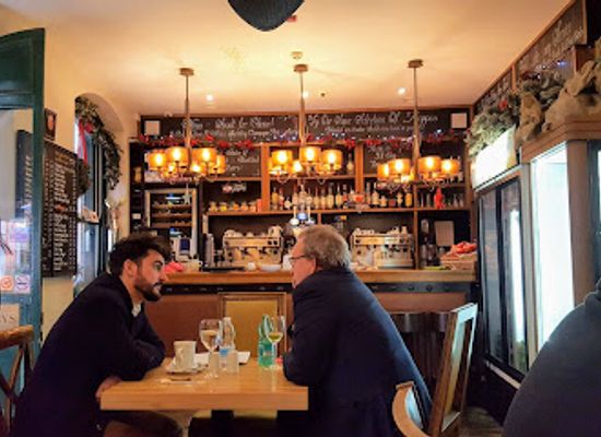 gibraltar/main-street/bar/jury-s-cafe-and-wine-bar