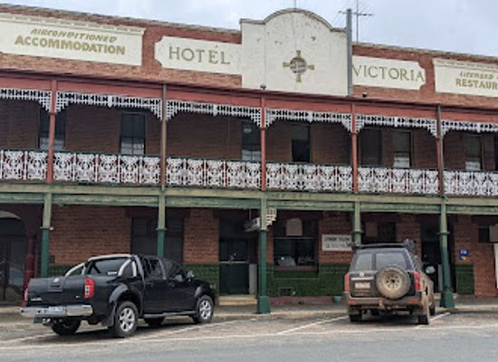 australia/mallee/bar/victoria-hotel-ouyen