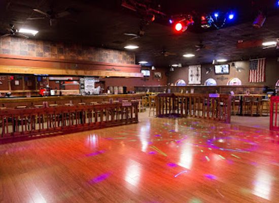 delaware/bombay-hook-national-wildlife-refuge/bar/the-boulevard-live-entertainment-restaurant