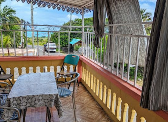 mauritius/rodrigues/bar/resto-la-caverne