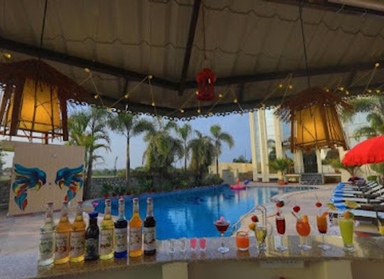 india/rishikesh/laxman-jhula/bar/junglee-bar