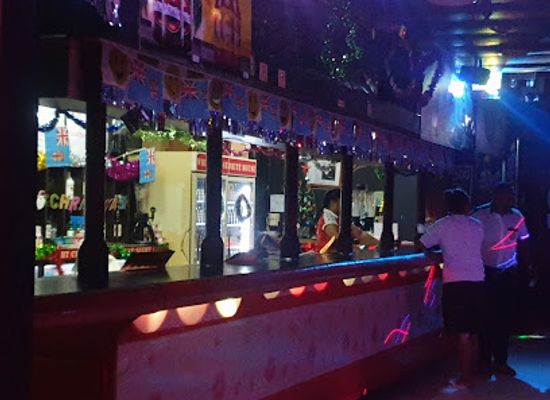 fiji/northern-division/bar/white-house-night-club-live-karaoke-nadi