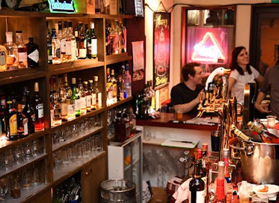 japan/nagoya/bar/coat-of-arms-bar-and-restaurant