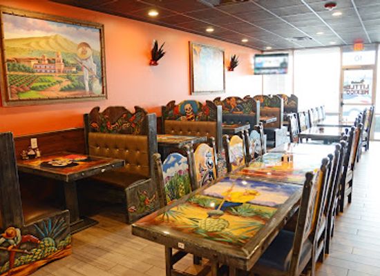 kentucky/knobs-region/bar/daniel-s-little-mexico