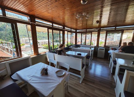 albania/berat/bar/piccolo-grande-amore