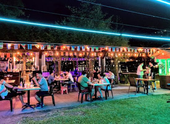 singapore/pasir-ris/bar/bistro-at-the-park