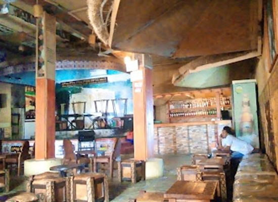ethiopia/bahir-dar/bar/amsale-mitike-cultural-entertainment