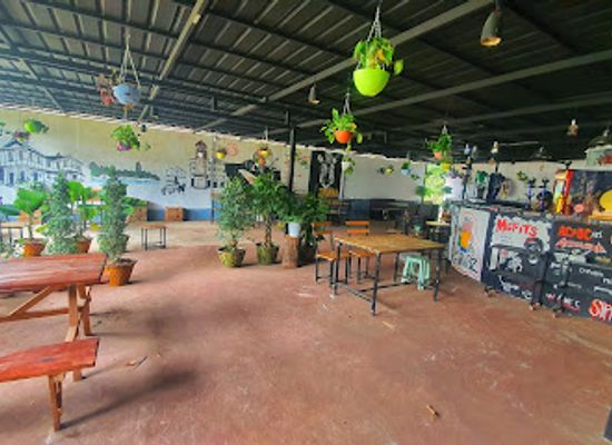 myanmar-burma/pyin-oo-lwin/bar/190six-garden-bar
