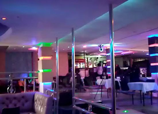 cameroon/bamenda-highlands/bar/911-wine-shop
