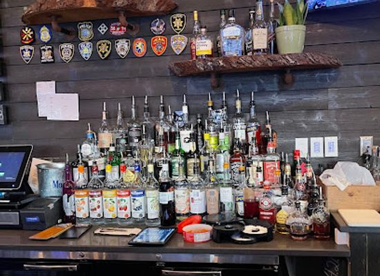 canada/james-bay/bar/the-local