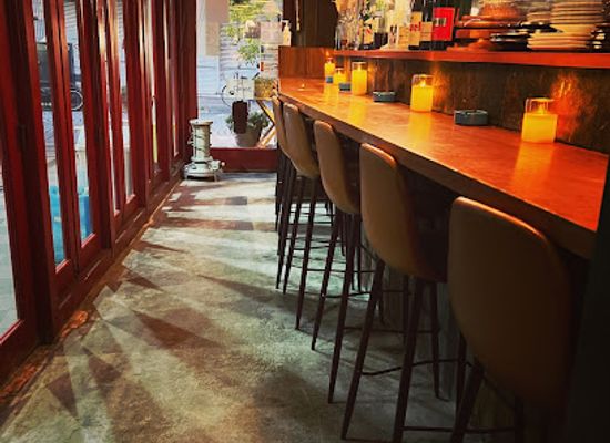 japan/tosa/bar/dining-galley
