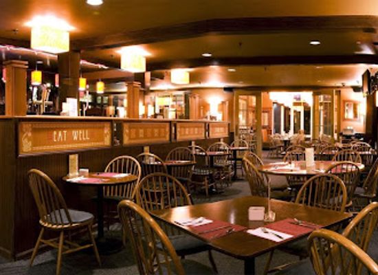 massachusetts/hampshire-county/bar/johnny-s-bar-grille