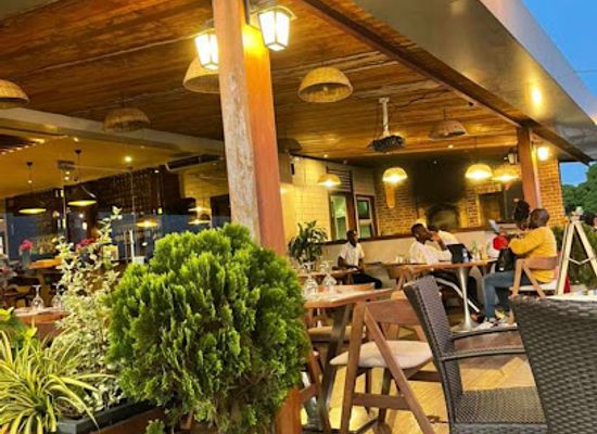 gabon/middle-ogooue-province/bar/lamaia-lounge-bar-restaurant