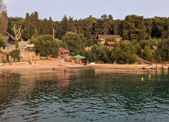 croatia/krk-island/bar/kod-brke