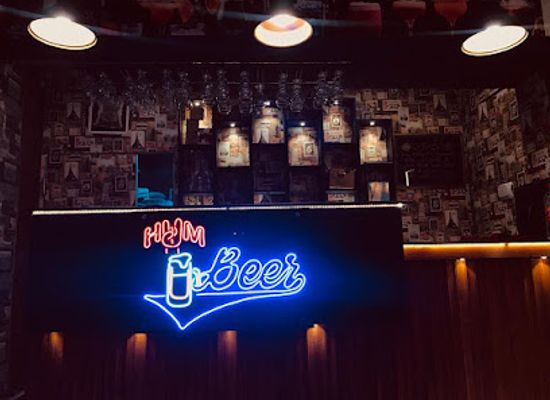 pakistan/ladakh/bar/the-hum-lounge