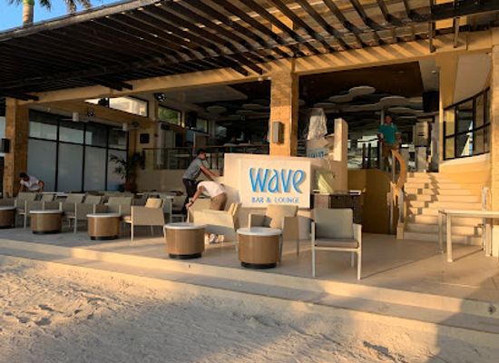 philippines/boracay/station-2/bar/wave-bar-lounge-at-henann-regency-resort-spa