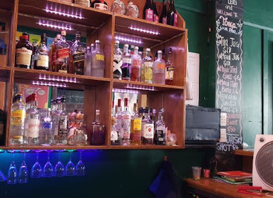 tonga/hunga/bar/reload-bar