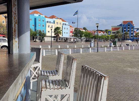 curacao/punda/bar/pasa-kontrami