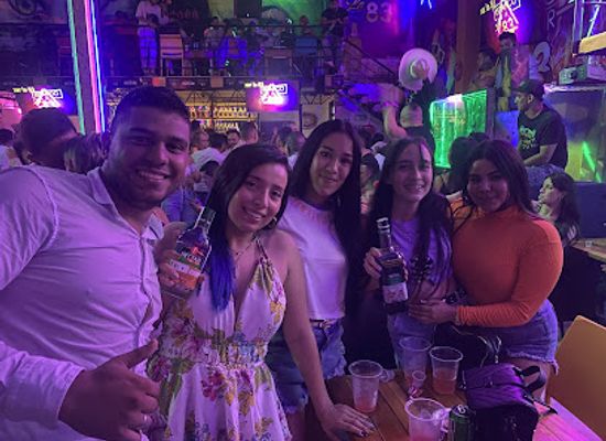 colombia/tolima-department/bar/estanco-bar-la-83