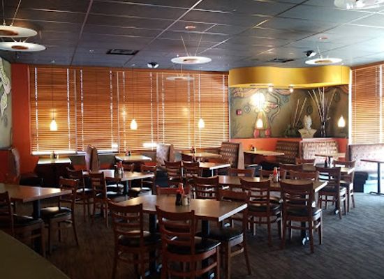 iowa/gitchie-manitou-state-preserve/bar/huhot-mongolian-grill