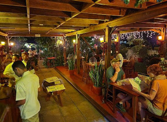 belize/san-ignacio/bar/the-guava-limb-restaurant-cafe
