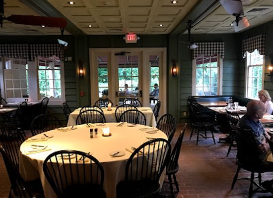 delaware/brandywine-creek-state-park/bar/buckley-s-tavern