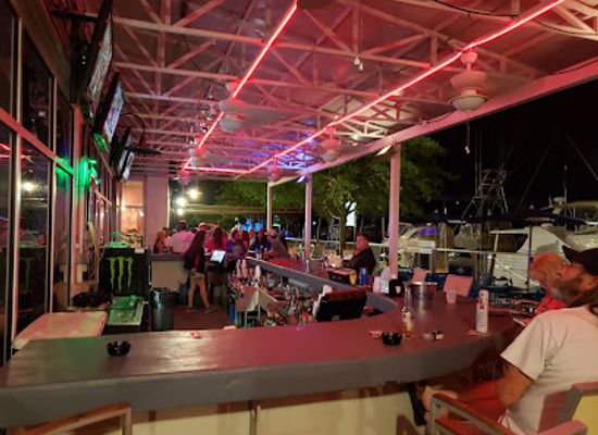alabama/orange-beach/bar/sandshaker-at-the-wharf