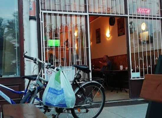 hungary/szekesfehervar/bar/mini-pub-coffee