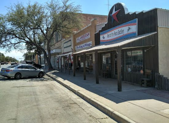 texas/trans-pecos/bar/the-american-king-of-wings