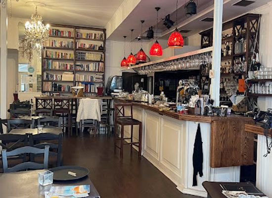greece/athens/thissio/bar/thesis-7