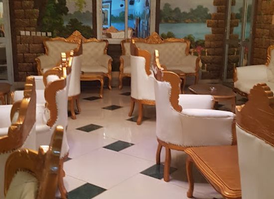 mali/mande/bar/b-lounge-golf