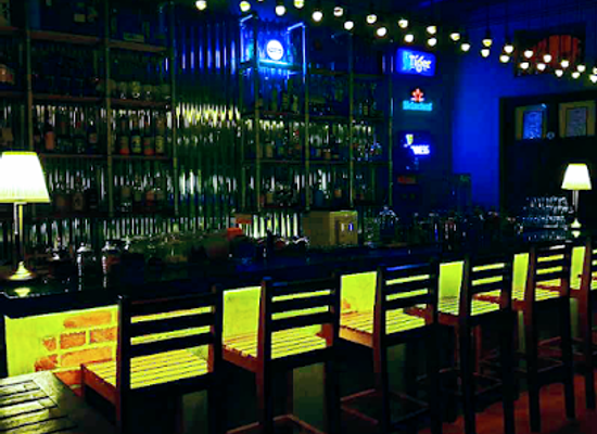 malaysia/penang/bar/the-mandarin-cocktails-bar