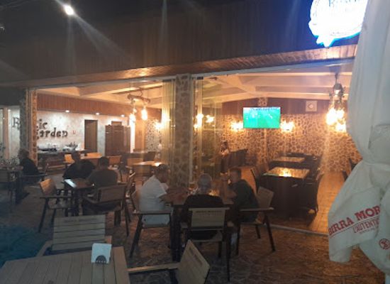 romania/calarasi/bar/rustic-garden