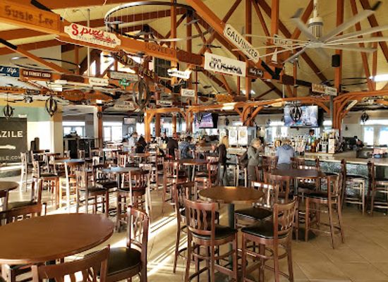 rhode-island/block-island/bar/ballard-s-beach-resort