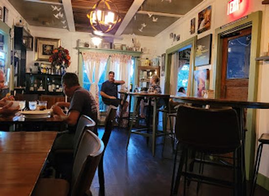 arizona/mogollon-rim/bar/duza-s-kitchen