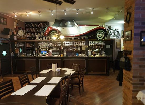 bulgaria/pirin-macedonia/bar/queen-s-pub-pirin-golf