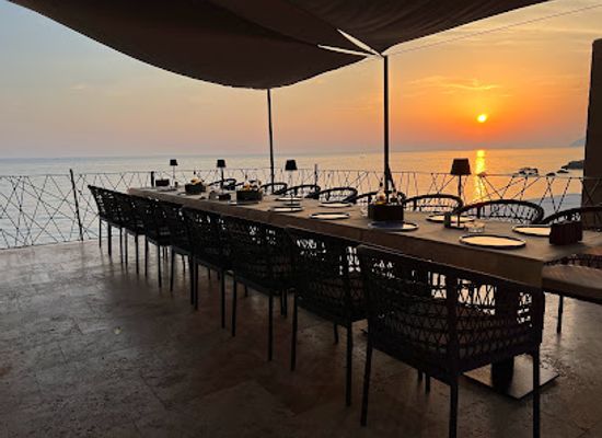 montenegro/bar/bar/pino-del-mar-restaurant-beach-bar