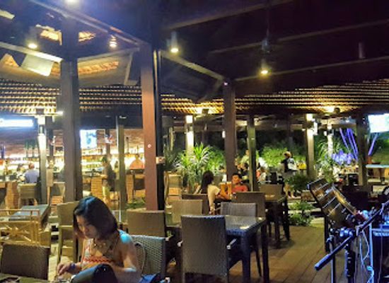 singapore/pasir-ris/bar/the-bark-cafe