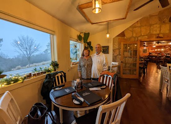 arkansas/ozark-mountains/bar/the-grill-at-whispering-woods