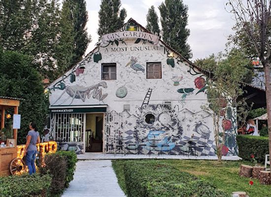 croatia/zumberak-mountains/bar/hendrick-s-gin-garden